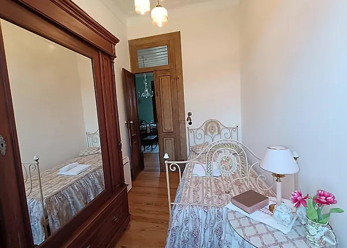 Casa Brandao * 瓦莱迪坎布拉